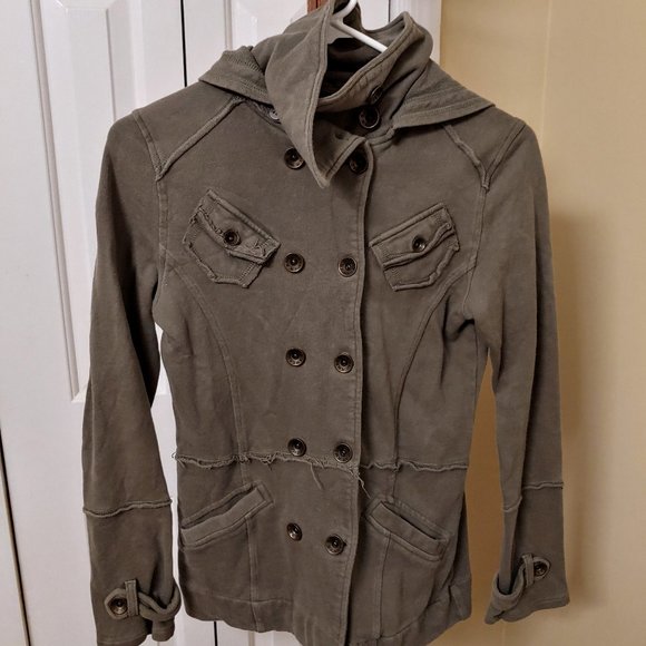 American Rag Jackets & Blazers - American Rag olive green button up hood jacket
